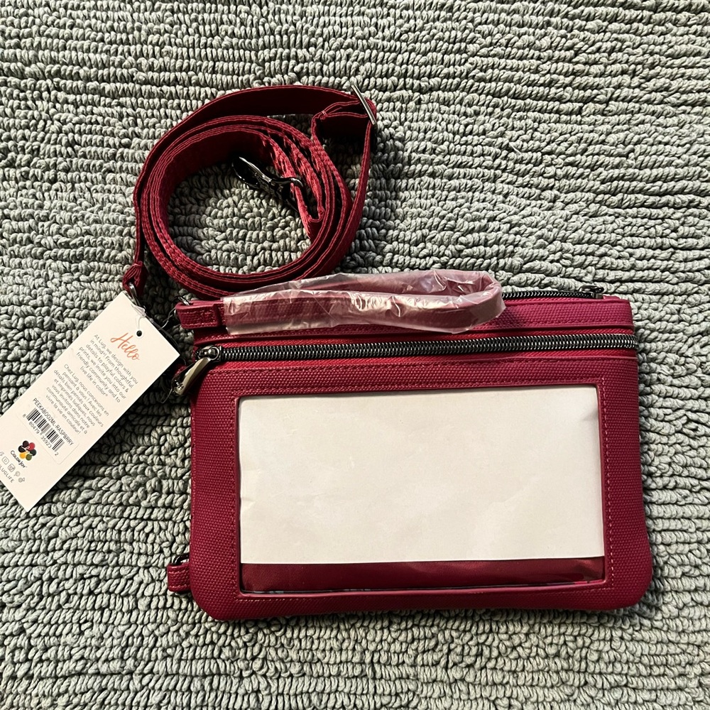 Lug Peekaboo 2 Matte Luxe VL Convertible
Crossbody Bag - Raspberry - Picture 4 of 6